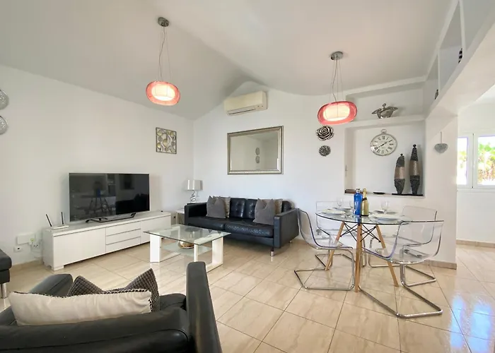 Vivienne By Jk Lanzarote Villa