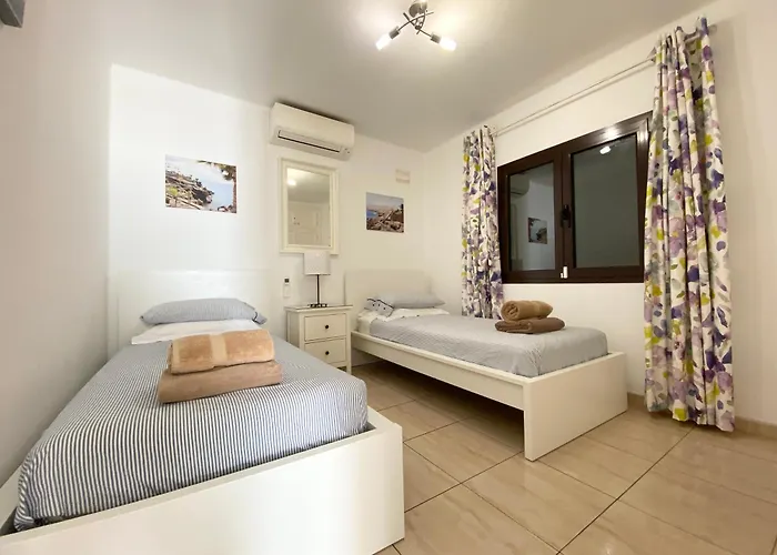 Vivienne By Jk Lanzarote * Puerto del Carmen (Lanzarote)