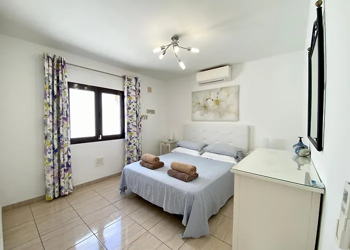 Vivienne By Jk Lanzarote *